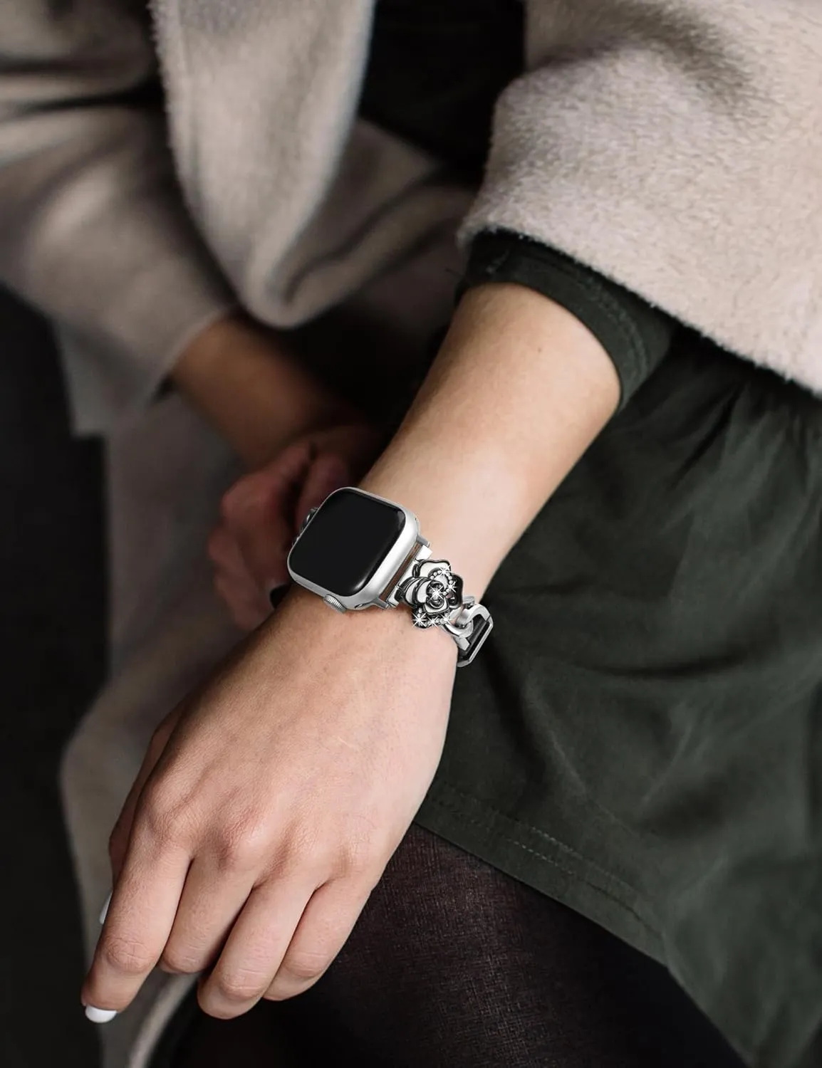 41/40/38/44/45/46/49/42mm Women, Dressy Slim Elegant Leather Metal Link Chain Strap with Bling Camellia portable preference Charms for iWatch Ultra 2 Series 10/9/8/7/6/5/4/3/2/1/SE Minyee Compatible with Apple Watch Band 