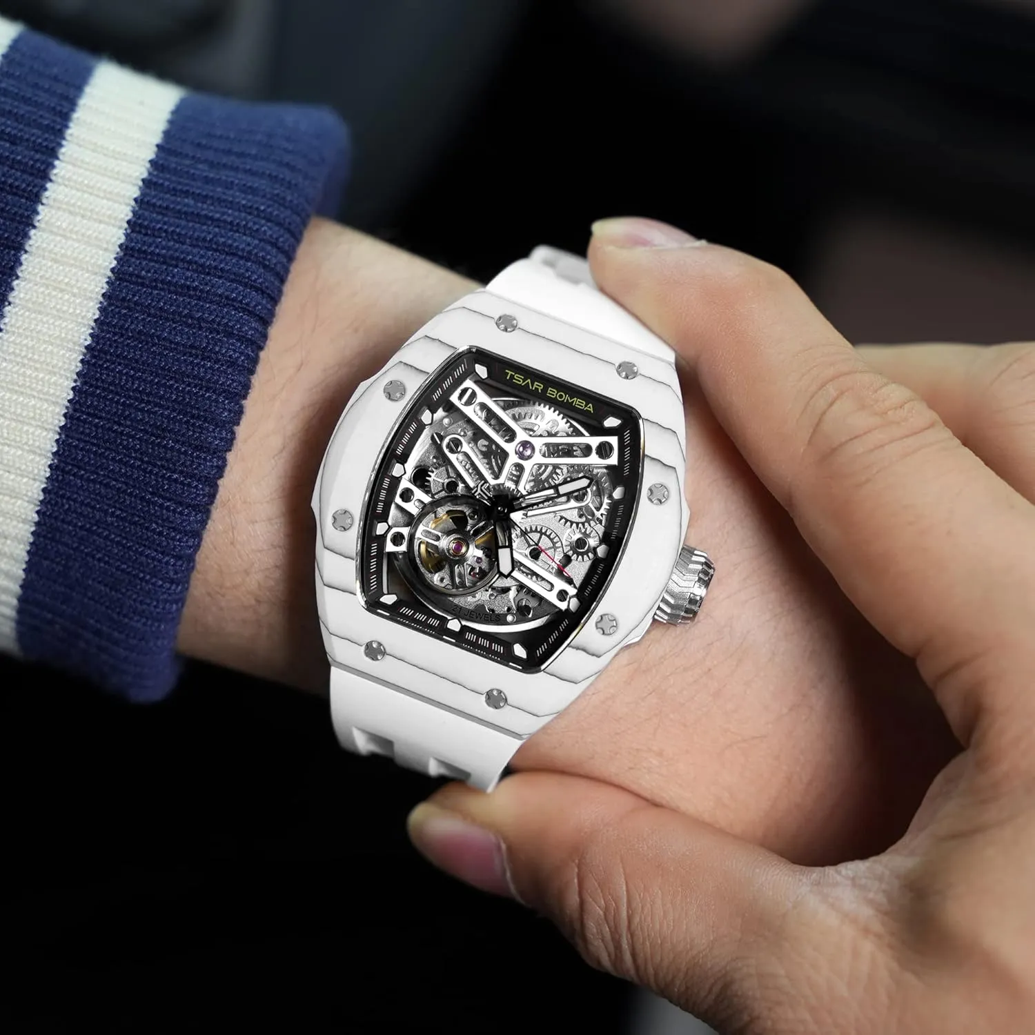 Business Gifts for Men Luminous Wristwatch Analogue Fashion Luxury Men's Automatic Watch Mechanical Japanese Movement Sapphire palatable offer Crystal 50M Waterproof Carbon Fiber Tonneau Unique 