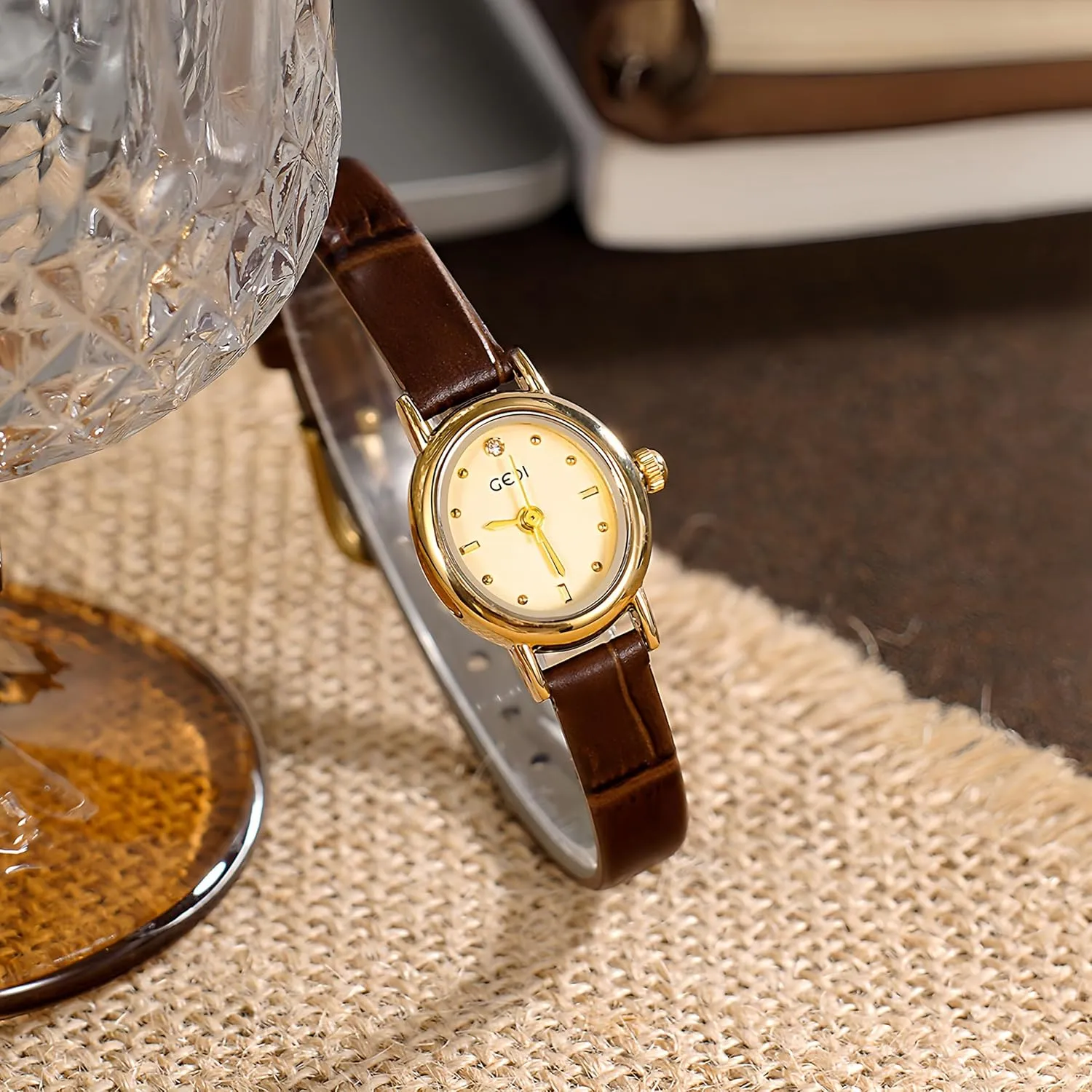Small Oval Face Ladies Watch Casual Waterproof Quartz Wristwatch Gosasa Elegant Retro Women's Watch with Leather Strap Fashion Dress balcony emotive dent Diamond 
