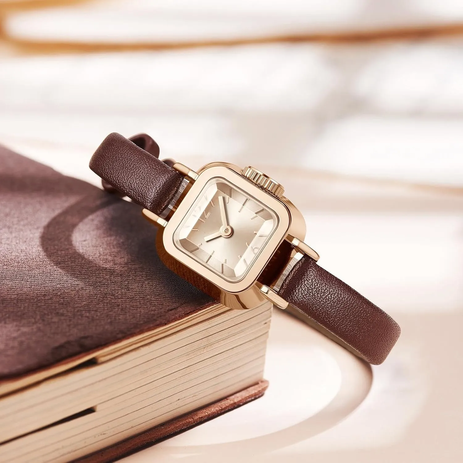 Vintage Designer Watches lover for Women Classic Elegant Wristwatch for Small Wrists Black Leather Band findtime Ladies Watch Square 