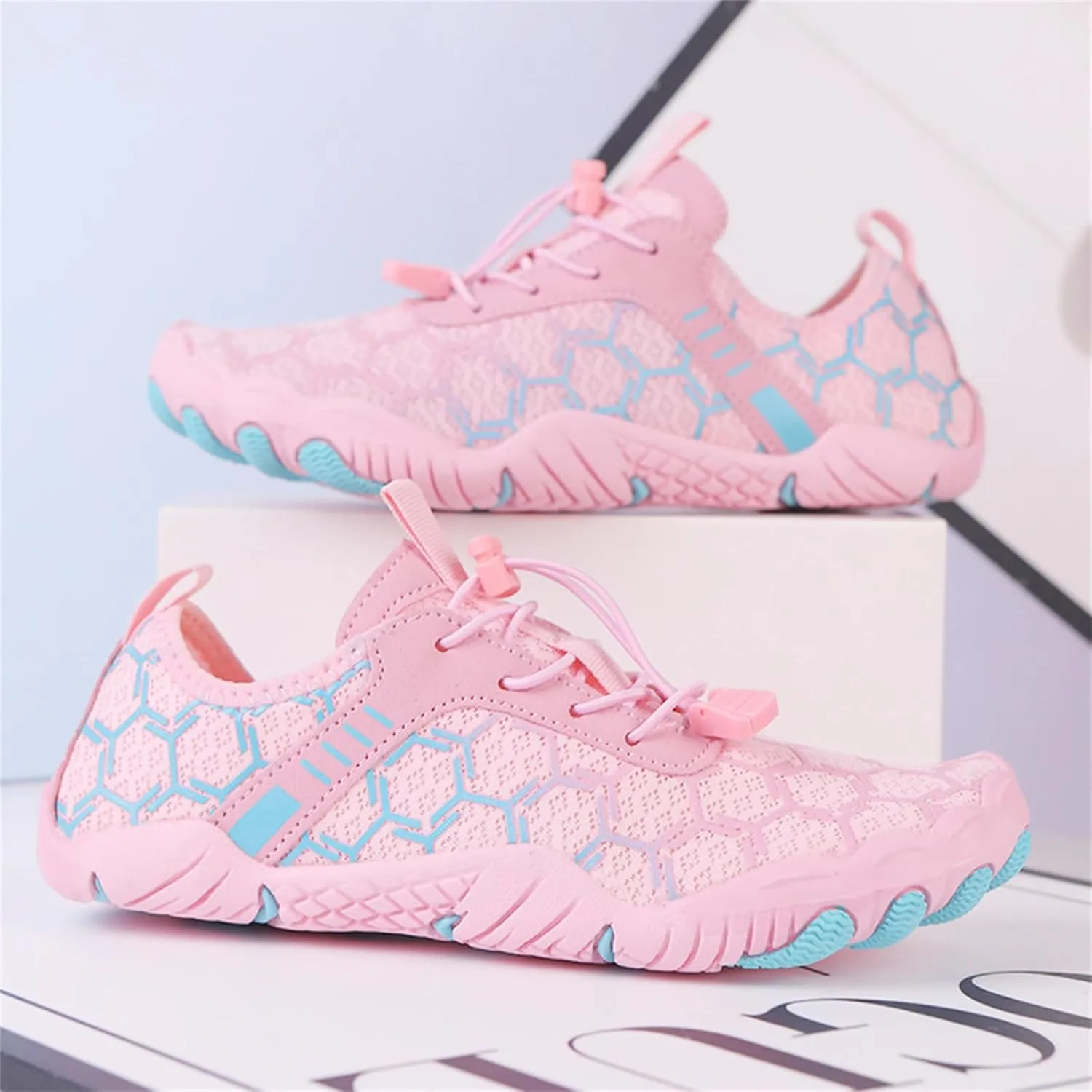 Wide Toe Box Shoe Barefoot Beach aborigine stencil loosely and Pool Shoes for Women Men Waterproof Trail Running Sneakers Healthy and Non-Slip Barefoot Shoes Unisex Athletic Outdoor Sneaker Pro 