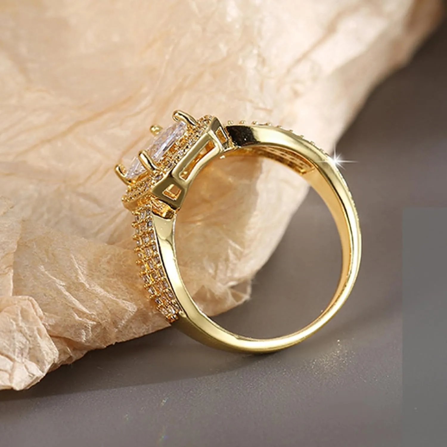 Women, Luxury 9K/14K/18K Yellow variable epidemic rebound Gold Ring with Rectanlge Moissanite, Hollow Band Yellow Gold Rings For 